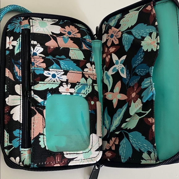 KAVU Floral Crossbody Wallet Case - Black and Teal - Picture 4 of 5